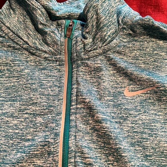 Nike Dri-Fit quarter zip pullover. Small. Teal Heather, like new - Picture 5 of 7